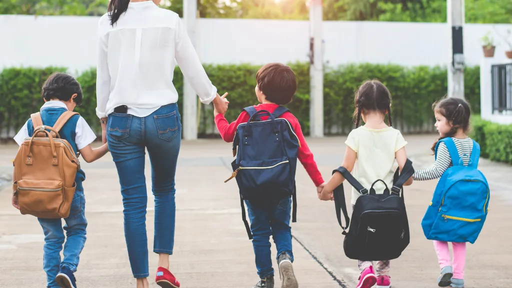 https://decare.ie/wp-content/uploads/2025/08/Back-to-School.webp