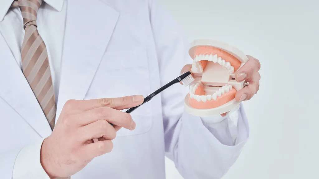 Are you Brushing your Teeth the Right Way?